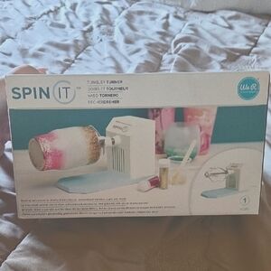 We R Memory Keepers Spin It Tumbler Turner